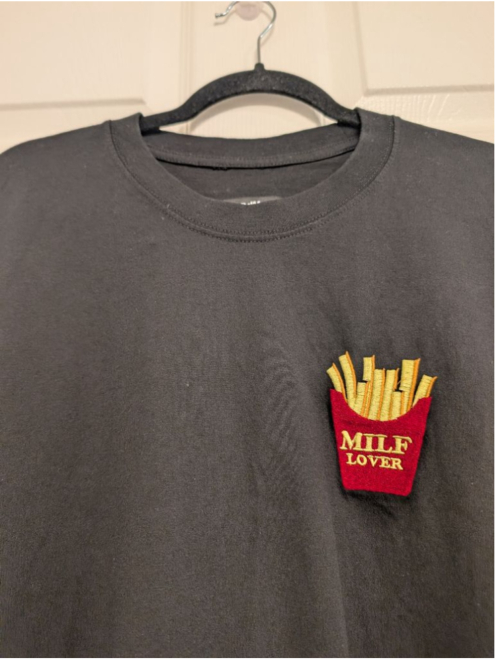Men's BrandMakers GROUP MILF Lover Graphic Tee L French Fries Funny Gag Gift